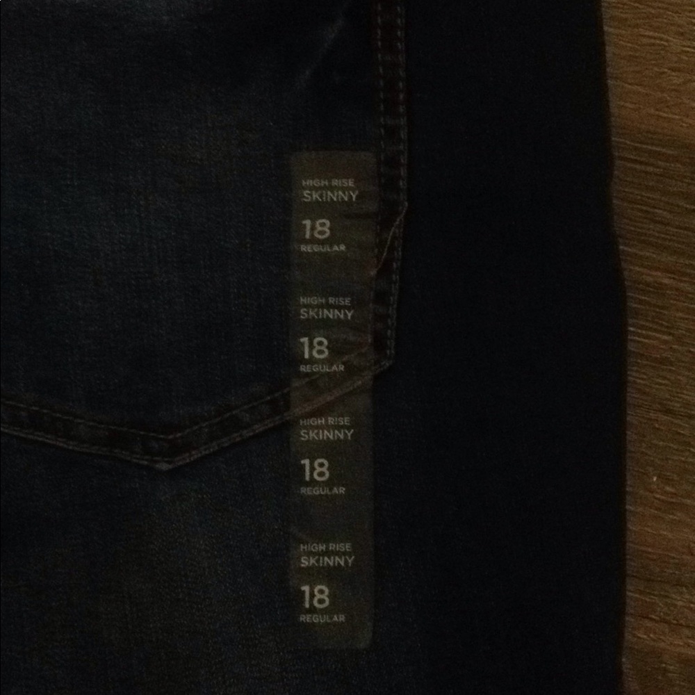 NWT Jeans - Picture 3 of 4